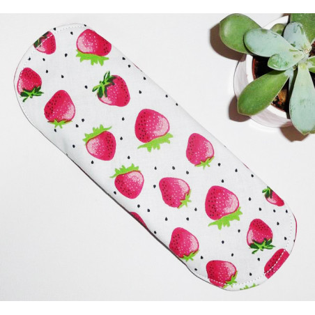 Serviette hygiénique lavable FRAISES (M)