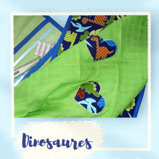 Sac à langer + matelas de change + lange doudou - DINOSAURES