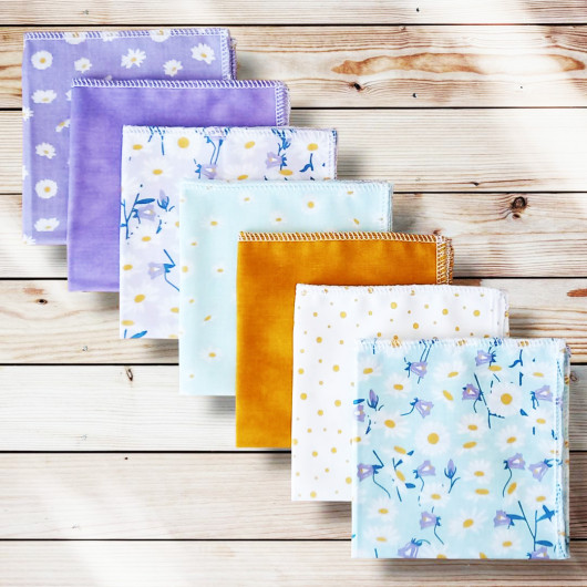 Washable and reusable cotton handkerchiefs - DAISIES