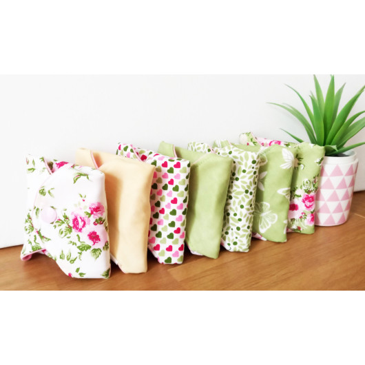 Pack 7 serviettes hygiéniques lavables - ROSES (M)