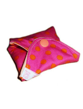 Pequeños puntos forro panty lavable (22 cm)